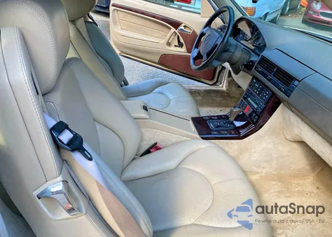 1996 Mercedes-Benz Sl 500 z USA, uszkodzony, nr VIN WDBFA67F8TF139703